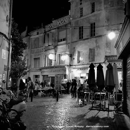 Apartment Place De La Roquette, Centre Historique *